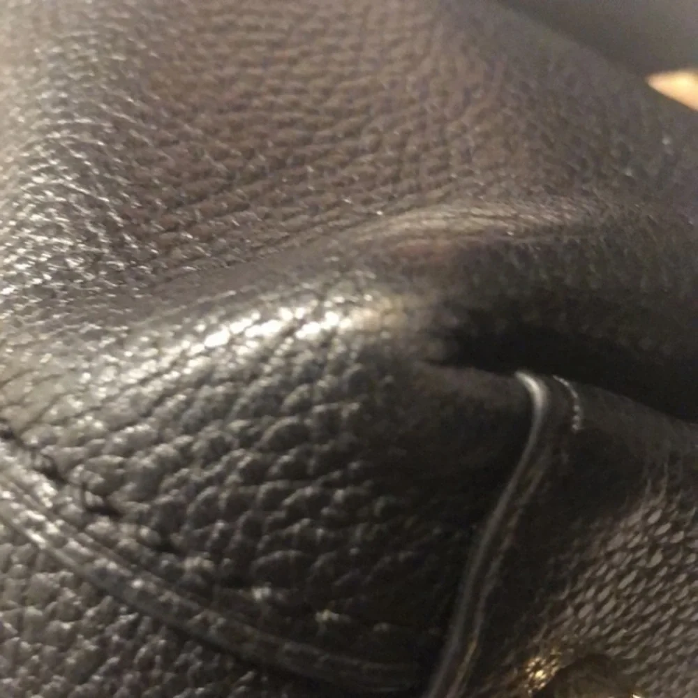 Coach Edie 31 Leather Shoulder Bag Black leather